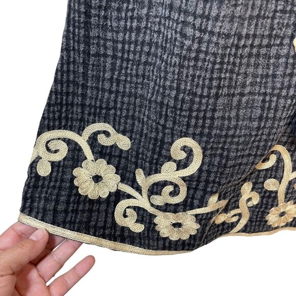 Soft Surroundings Womens M Charcoal Gauze Short Sleeve Gold Embroidered Blouse - Picture 6 of 11